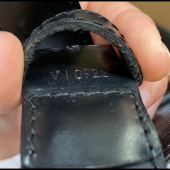 Vintage 1992 Louis Vuitton Leather Bucket Bag - Picture 5 of 11